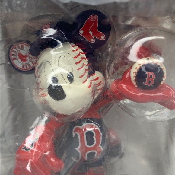 Disney's Mickey Mouse 2010 MLB All Star Boston Red Sox Figurine .**Read Desc ** - Picture 3 of 15